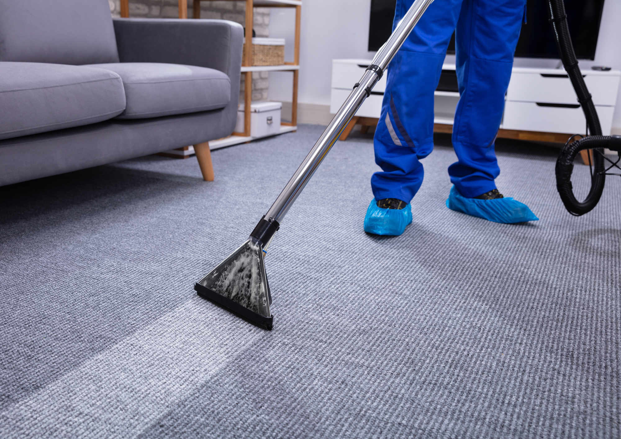 Sofa cleaning service